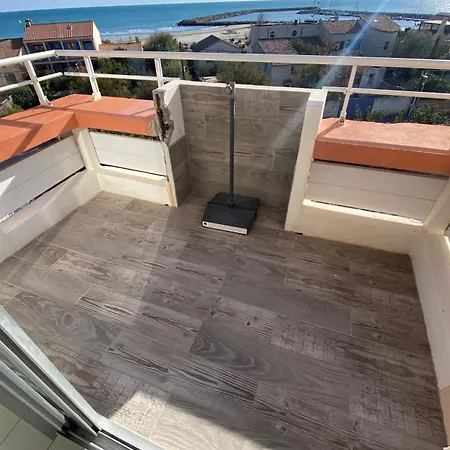 Holiday home A Balcony Overlooking The Sea *